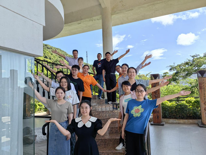 億天凈化2023半年度營(yíng)銷中心工作總結(jié)會(huì)順利召開